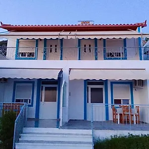  Kır Evi Vila Gusti Arnavutluk