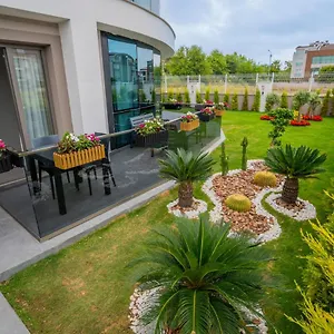 Aparthotel Lara Marine Homes